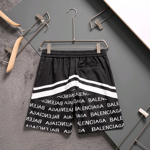 ブランドハーフパンツ背面デザイン